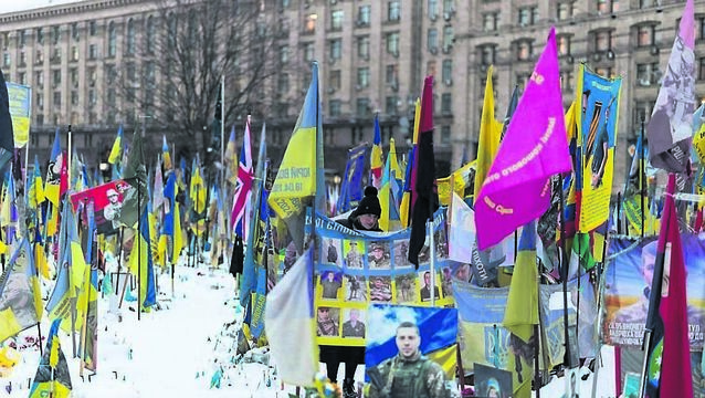 <p class="contextmenu internal_Caption">A makeshift memorial of 18,000 flags honours fallen Ukrainian and foreign soldiers at Independence Square, in central Kyiv. 	<span class="contextmenu emphasis CaptionCredit">Picture: Henry Nicholls/AFP/Getty</span>
            </p>