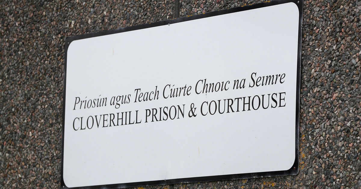 Garda detective faces crime gang facilitation, bribery and firearms charges