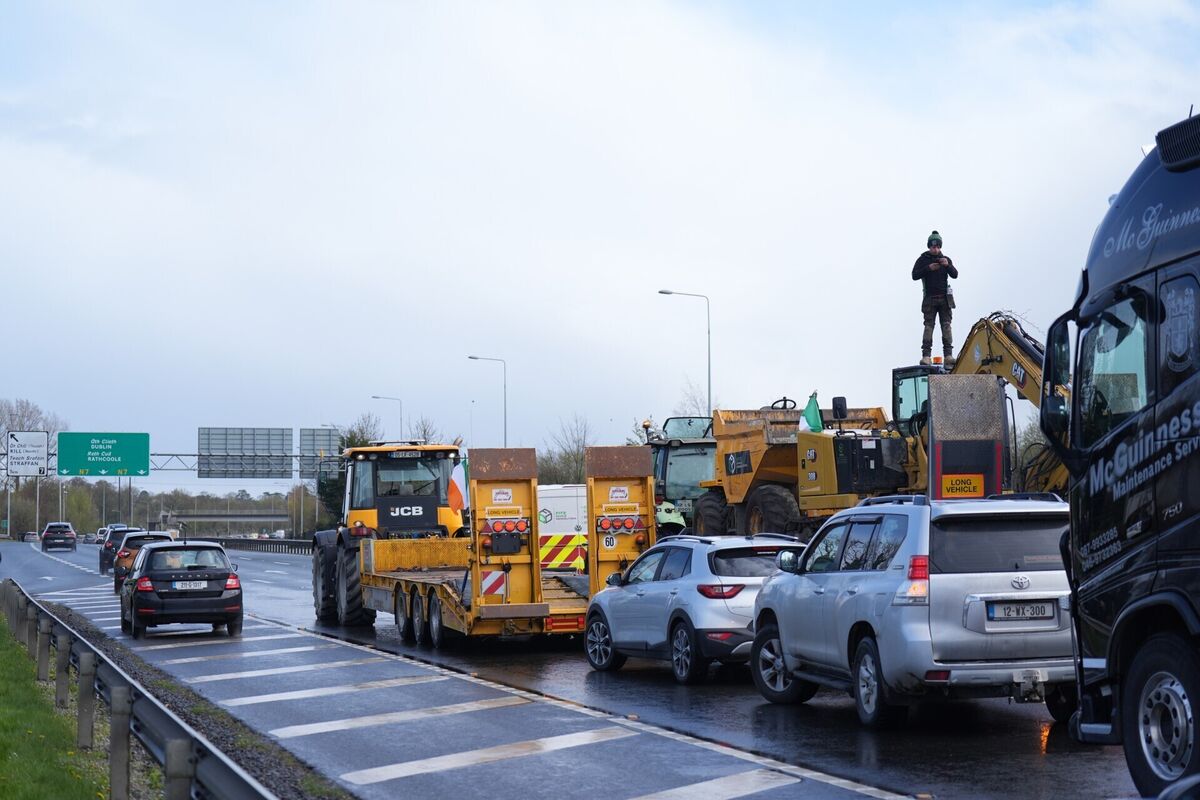 Fuel protesters block the N7 motorway in Rathcoole near Dublin on the sixth day of a National Fuel Protest against rising fuel prices. Picture: Niall Carson/PA Wire