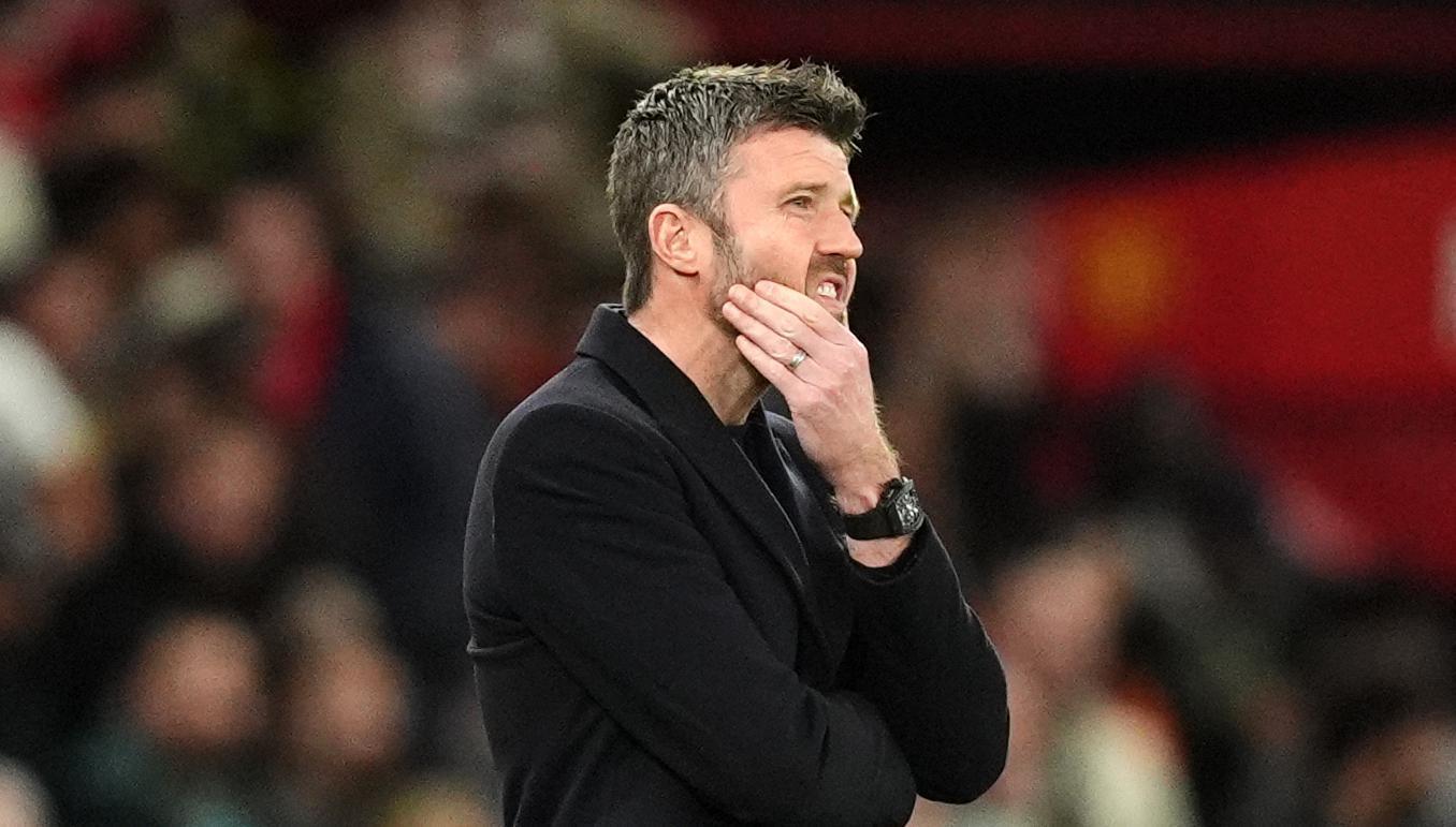 Michael Carrick fumes at ‘absolutely shocking’ Lisandro Martinez dismissal