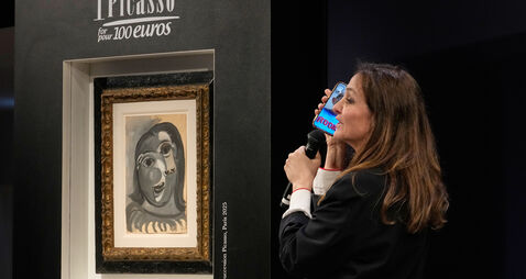 France Picasso Raffle