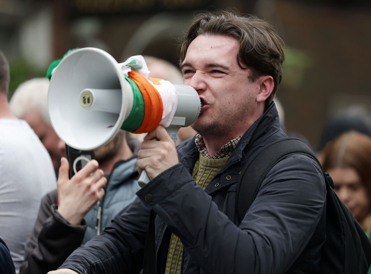  A fuel price protester outside Leinster House on Tuesday. Photo: Leah Farrell/© RollingNews.ie