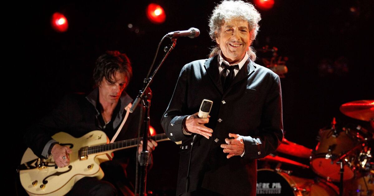 Tom Dunne: Bob Dylan, Patreon, and his curated ‘Letters from the Grave'