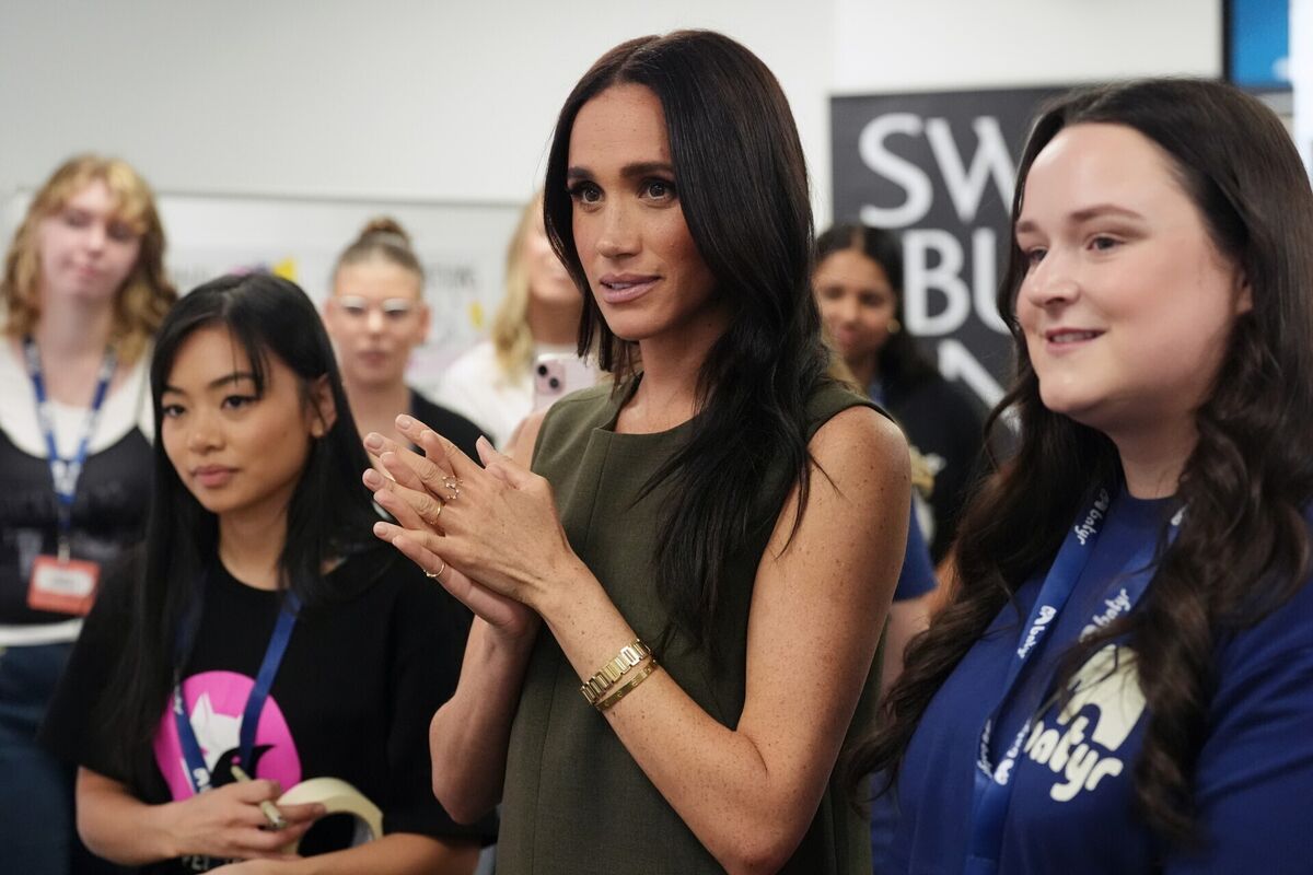 Meghan Markle opened up about being “bullied and attacked” online during a discussion with young people associated with Australian mental health organisation Batyr at Melbourne’s Swinburne University of Technology on Thursday.