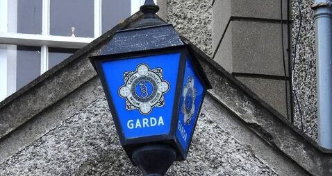 Garda lantern sign