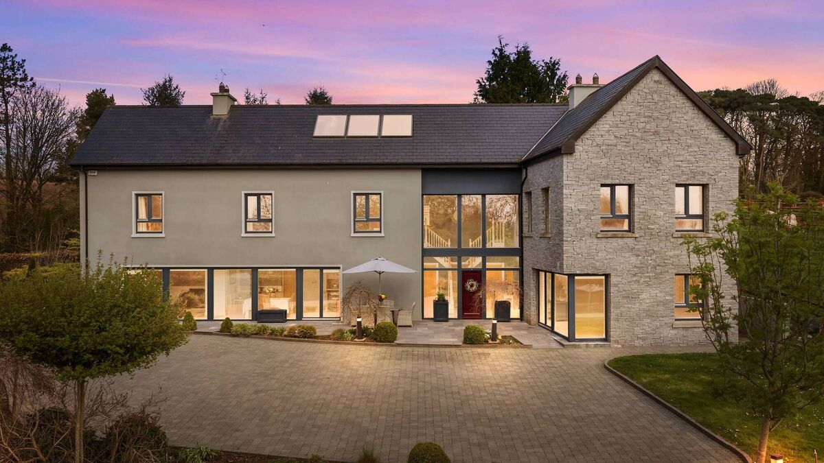 Farran house just a stroll away from woodlands, golf and rowing