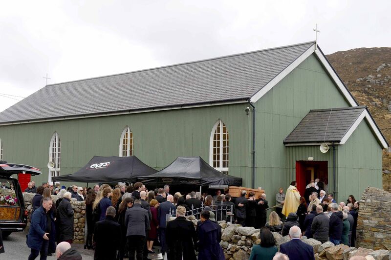 The coffin of Clannad singer Moya Brennan is carried into St.Patrick's Church in Meenaweal, Co. Donegal, for her funeral mass. The musician and songwriter who played the harp with the Grammy Award-winning Celtic fusion pioneers died earlier this month at the age of 73. Picture date: Friday April 17, 2026. PA Photo. Photo credit should read: Mark Marlow/PA Wire