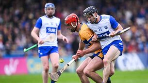 <p>THROW IT IN: Peter Duggan of Clare in action against Jamie Barron of Waterford during the 2025 Munster SHC meeting of the sides. Photo by Piaras Ó Mídheach/Sportsfile</p>