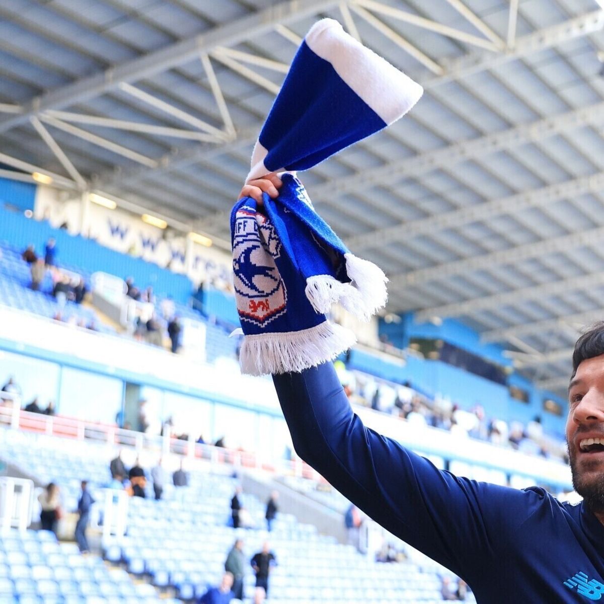Brian Barry-Murphy's Cardiff promoted after win at Reading and