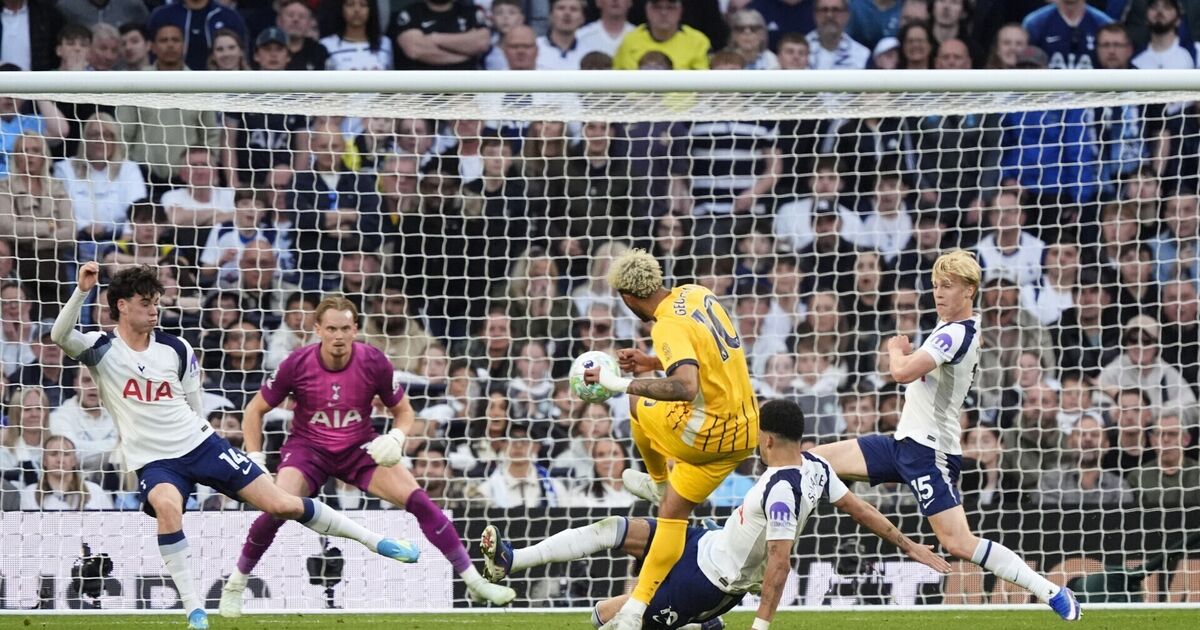 Rutter strikes late as Brighton deny Spurs in stoppage time
