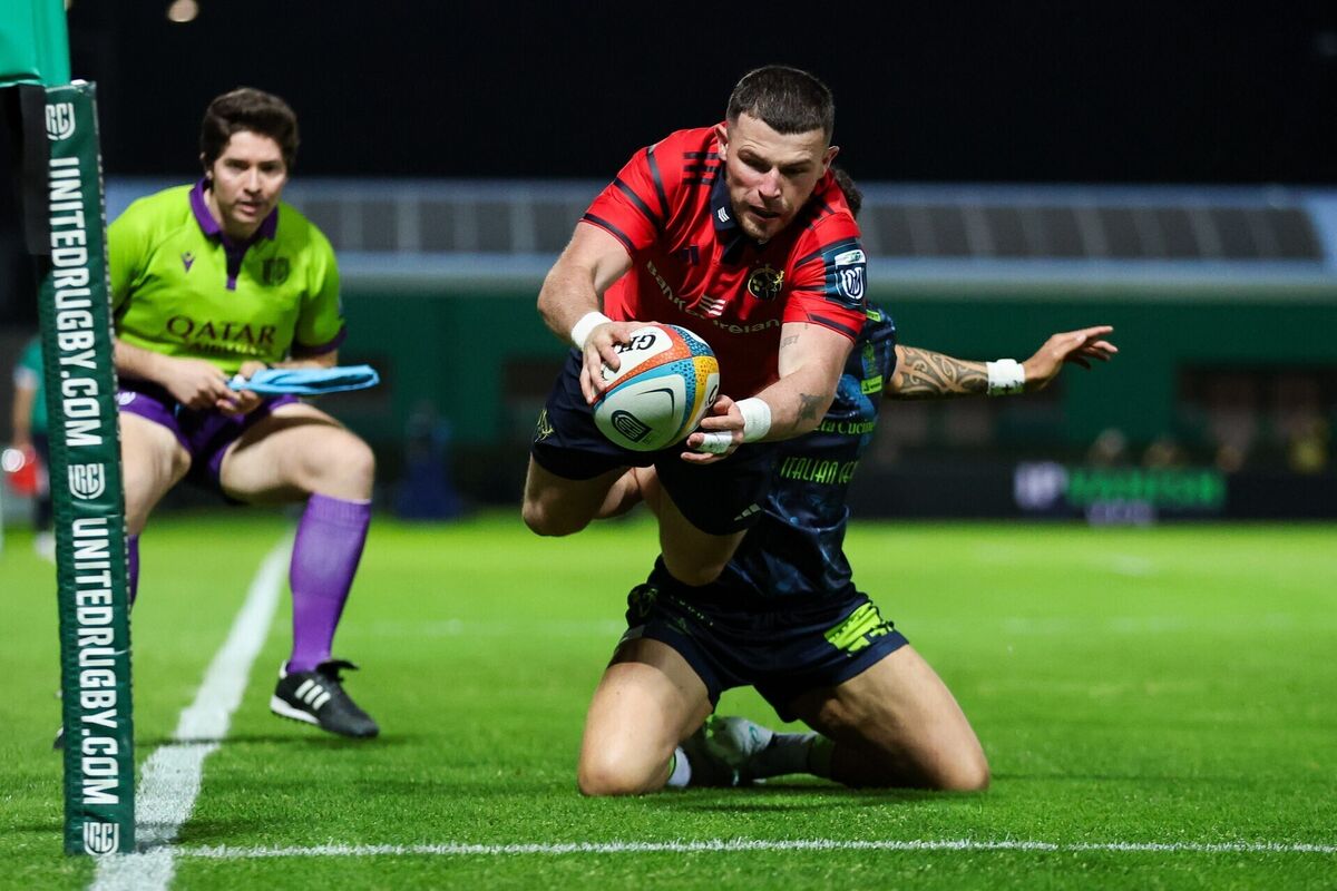 Calvin Nash of Munster scores his side's first try against Benetton. Pic: Tim Rogers/Sportsfile