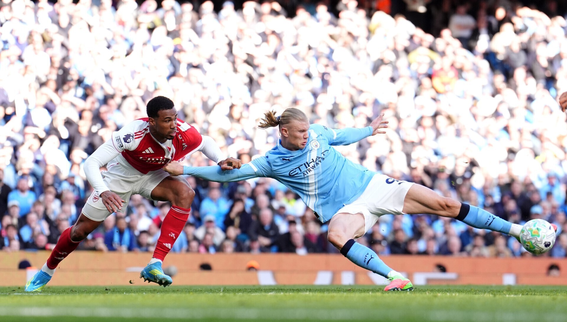Haaland hits winner as Man City down Arsenal to seize title momentum