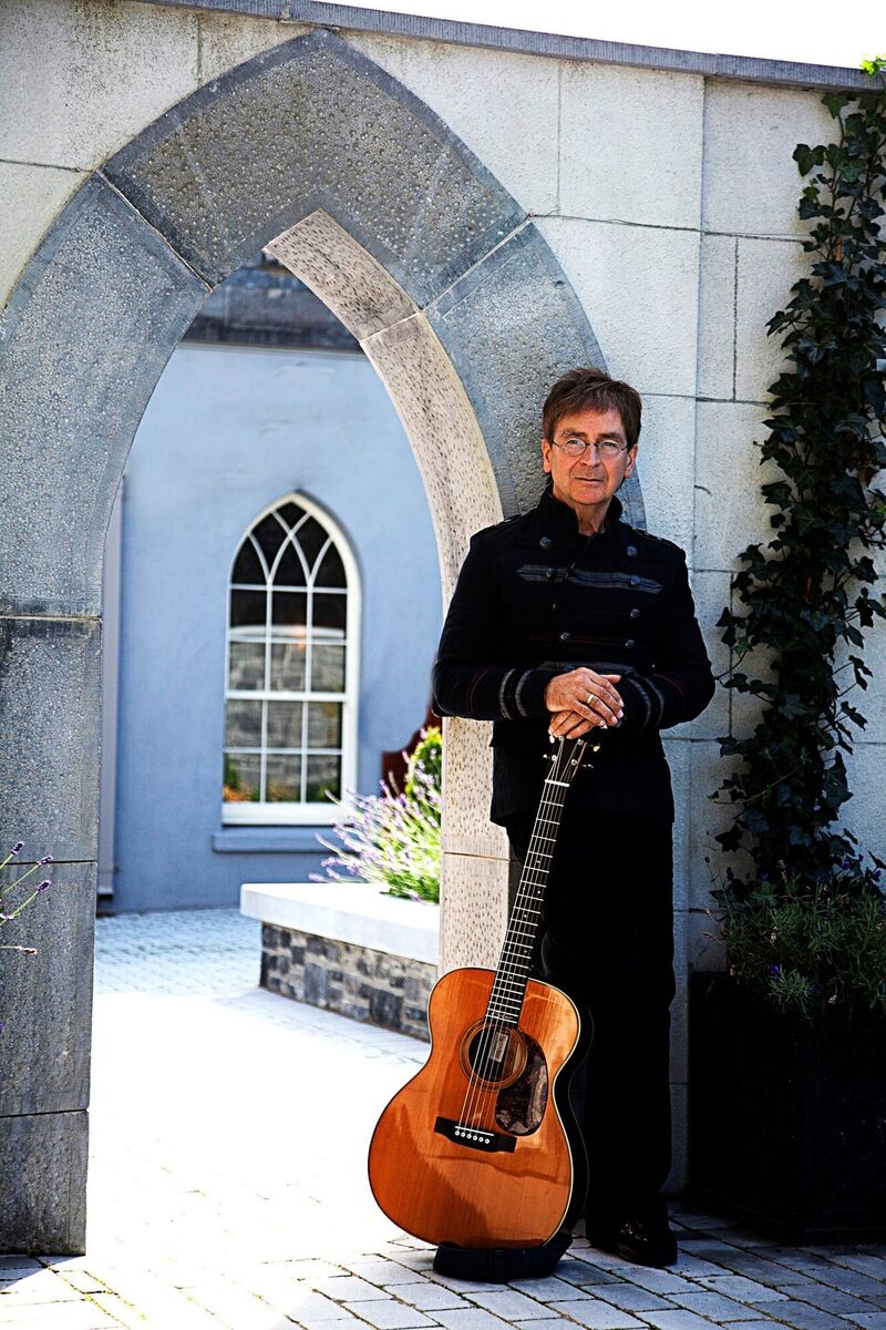 Jimmy MacCarthy will perform two further shows in Cork and Dublin after his nights at The White Horse