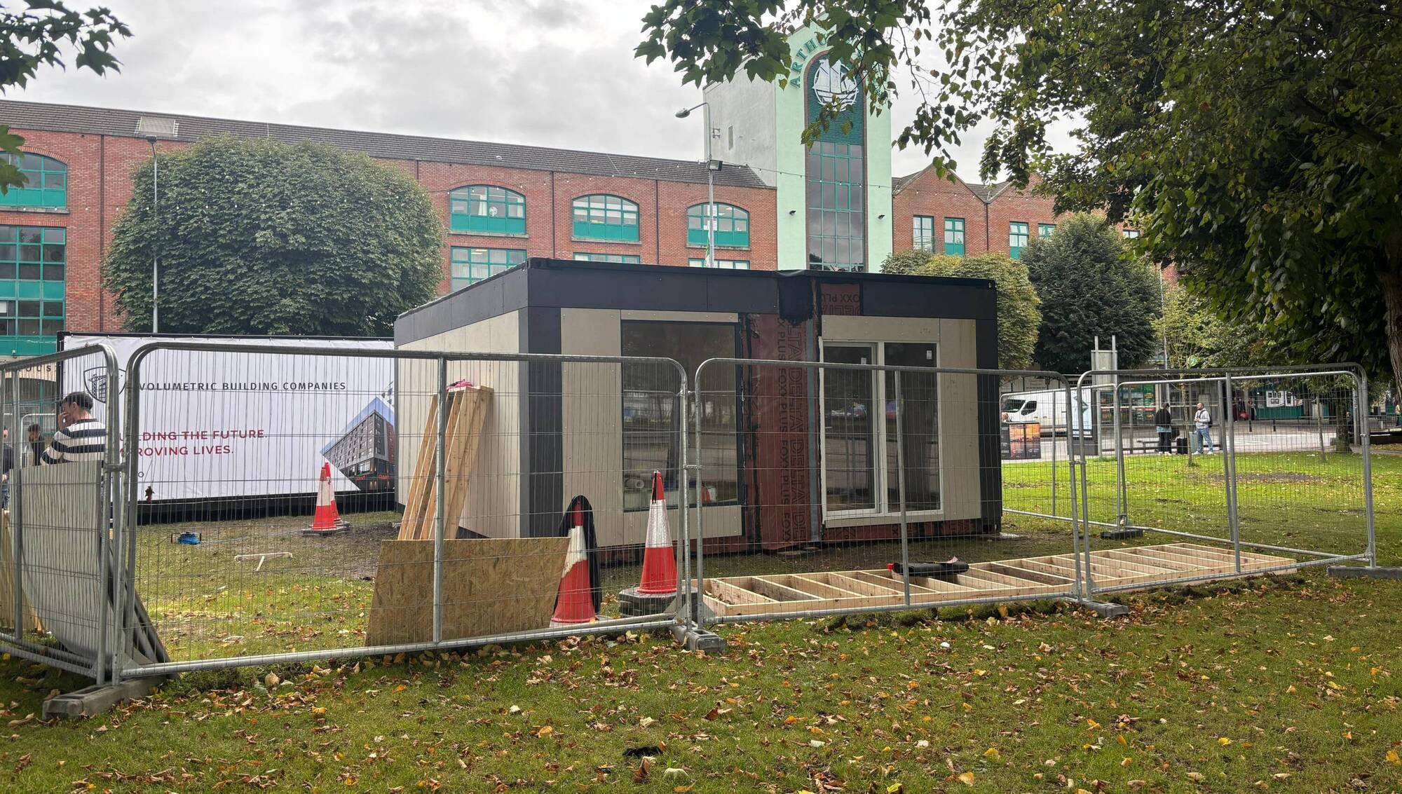 Limerick councillors vote to stop development of 500 modular homes in Boro Park