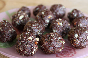 Raw Chocolate Seed Bombs