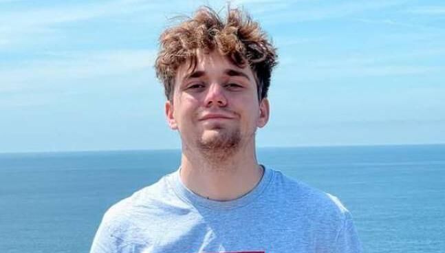 21-year-old Ukrainian-born Vlad, who goes by Rendy Vlad online uses Meta-RayBan glasses to film people without their knowledge 