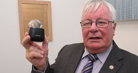 'An institution in Cork politics': Taoiseach leads tributes to former mayor Joe Carroll following death