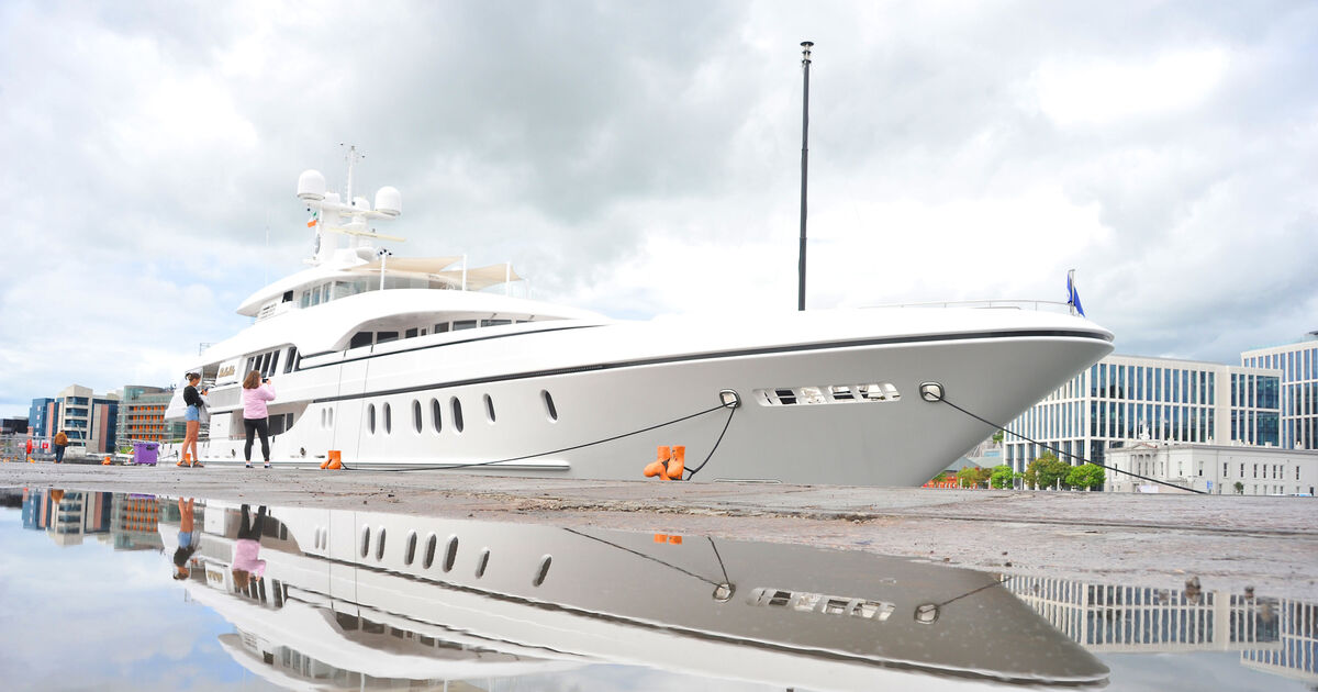 Der Hafen von Cork stellt seinen Plan für Superyachten in der Bantry Bay ...