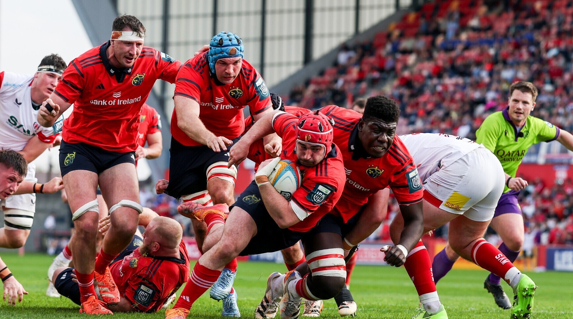 Four-try Hodnett and hat-trick man Kendellen lead Munster to big win over understrength Ulster