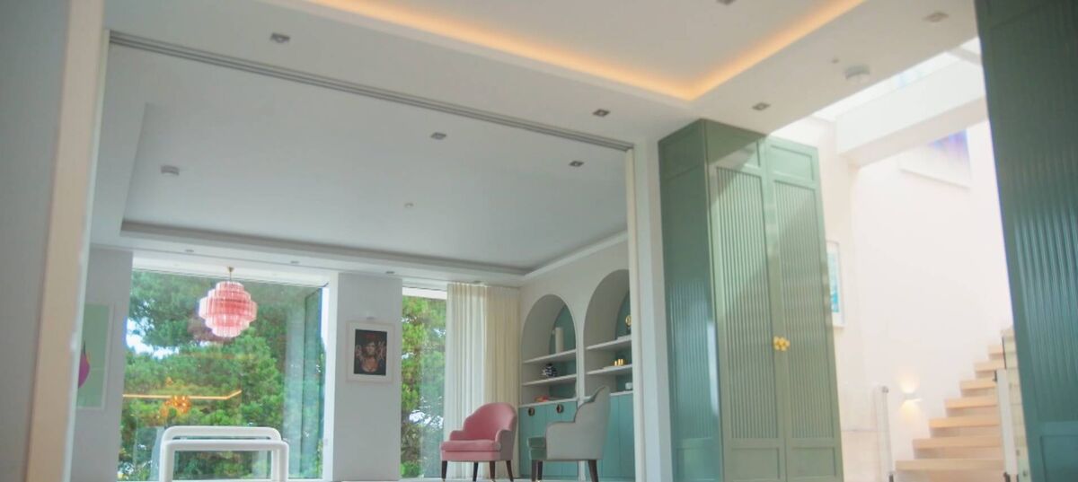 The interior of Vogue's home.