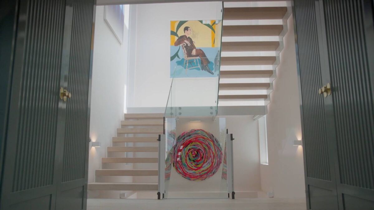 Vogue loves to collect artwork.