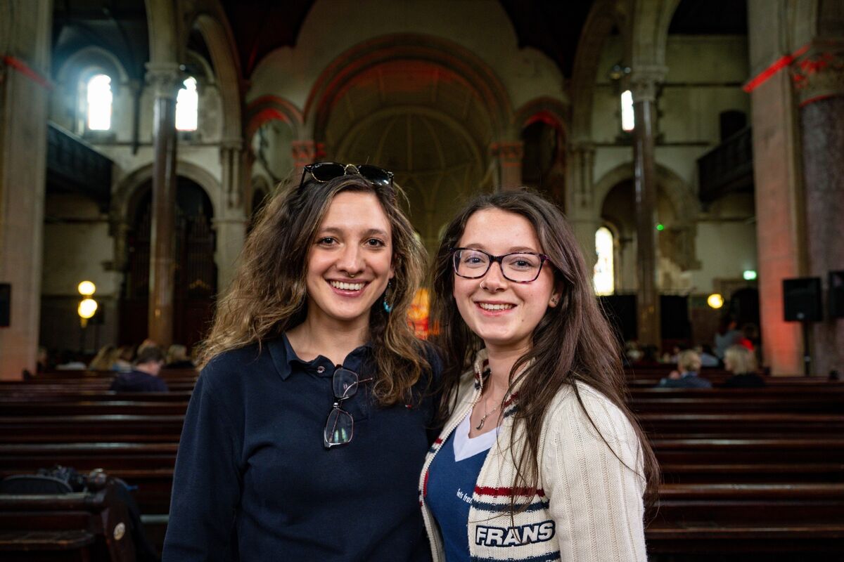 Sophie Peyton and Áine Aherne at the discussion. 