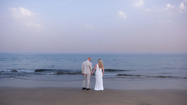 Paula and Pete Hynes renewing their wedding vows after 25 years of marriage. Picture: Steve Lupson <p>Paula and Pete Hynes renewing their wedding vows after 25 years of marriage. Picture: Steve Lupson</p>
