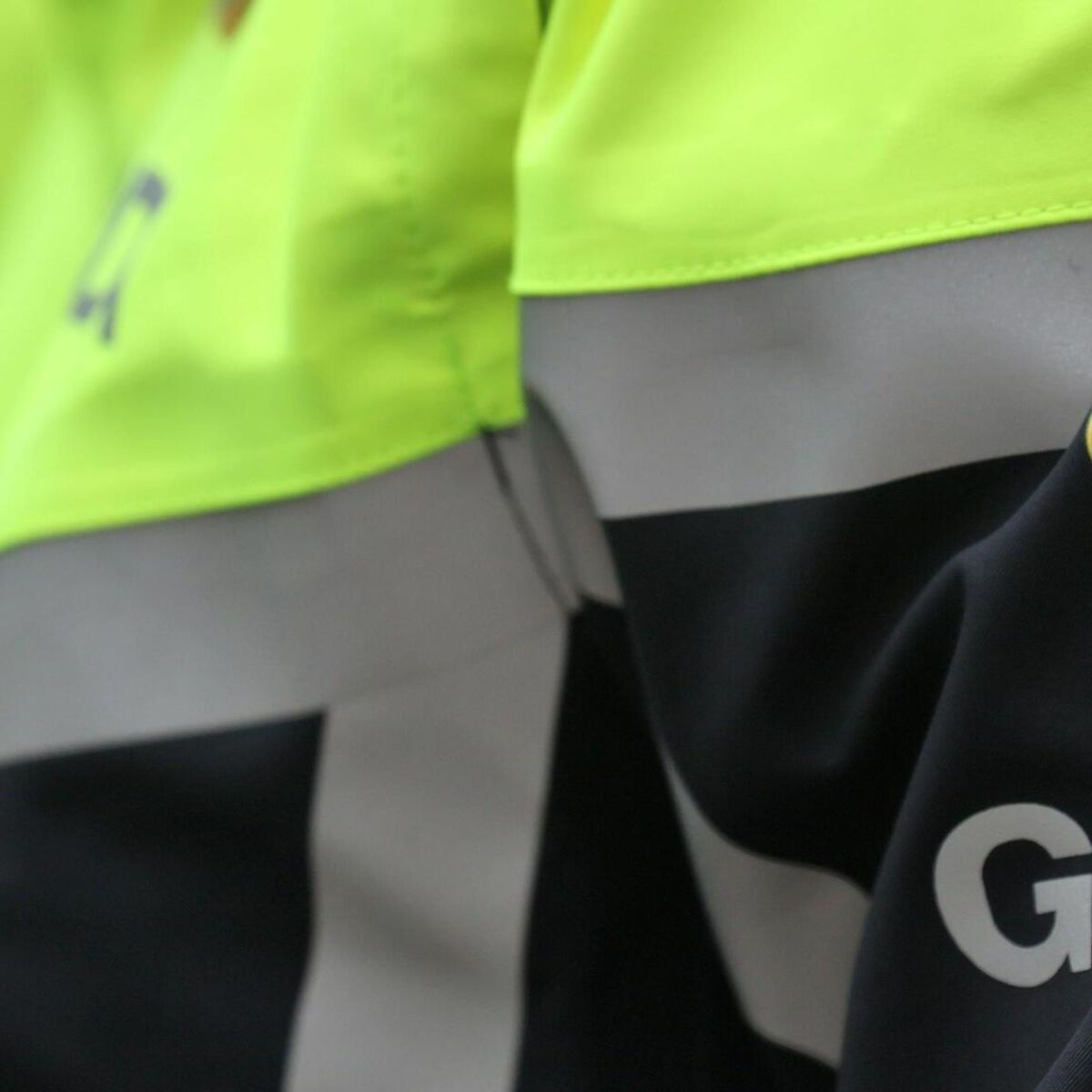 Gardaí probe report child fired gun dropped by armed suspect