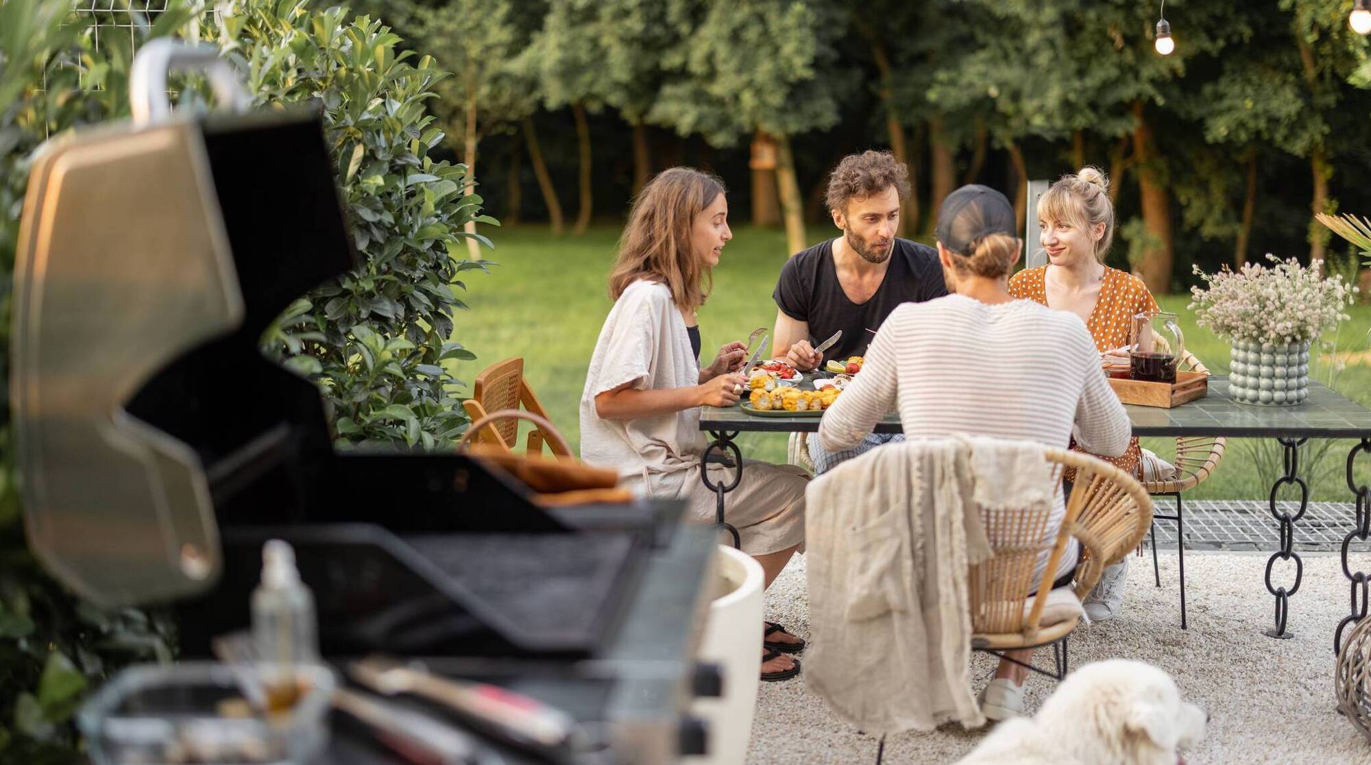 Your guide to sustainable outdoor entertaining and barbecues