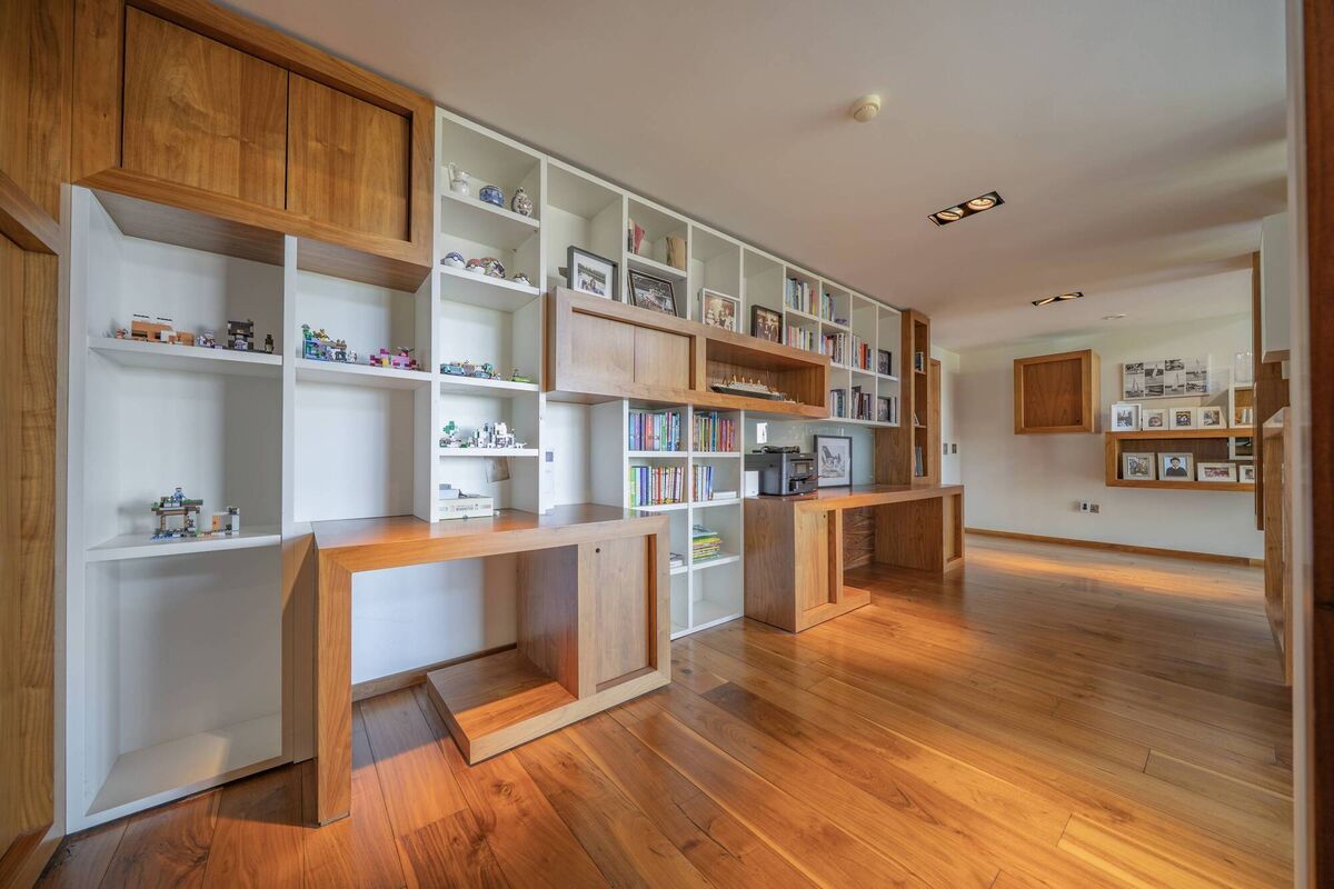 Hone office
