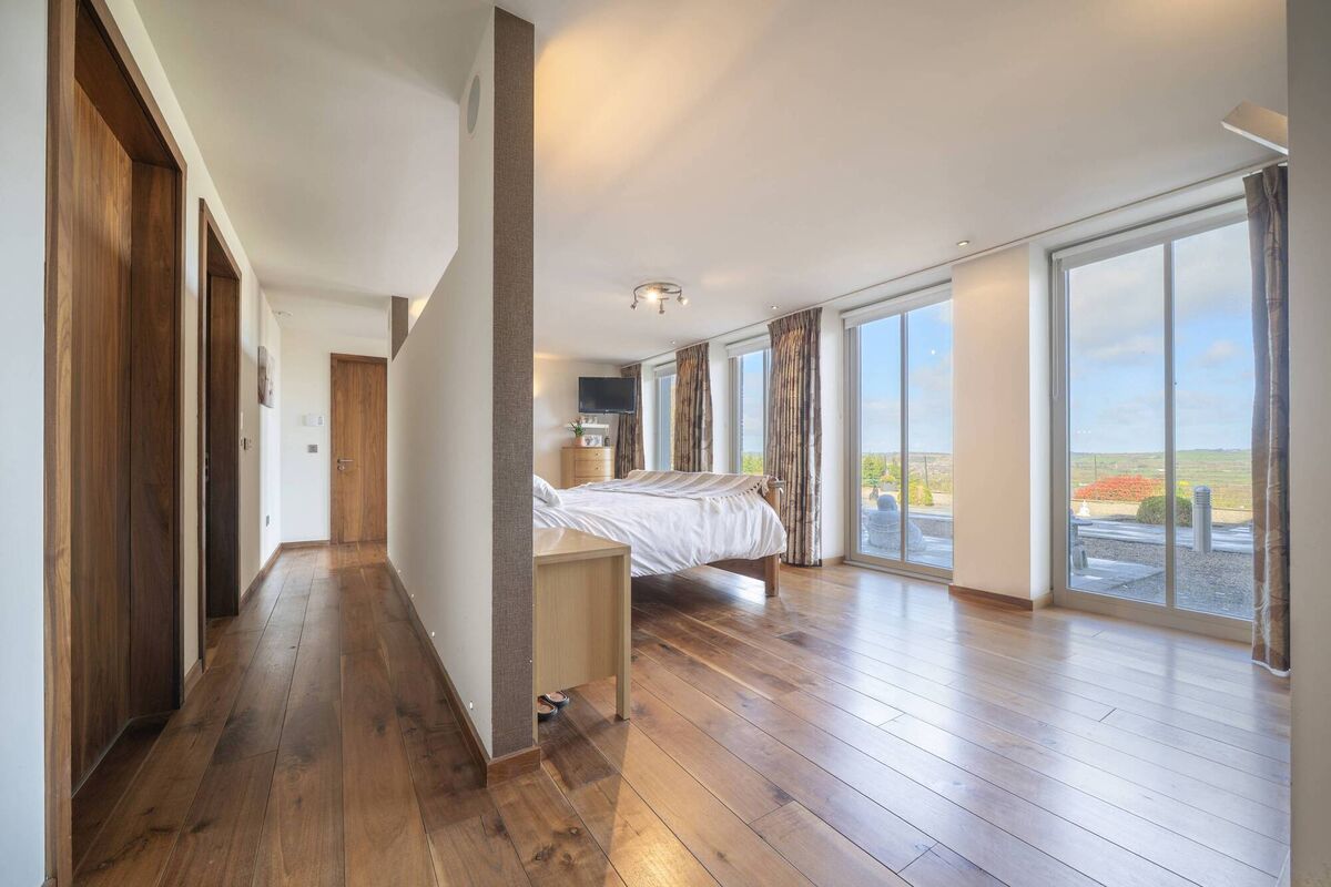 Principal bedrooms