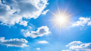 <p>Sunny spells with scattered showers expected on Sunday, some turning heavy with the chance of thunder. Stock image</p>