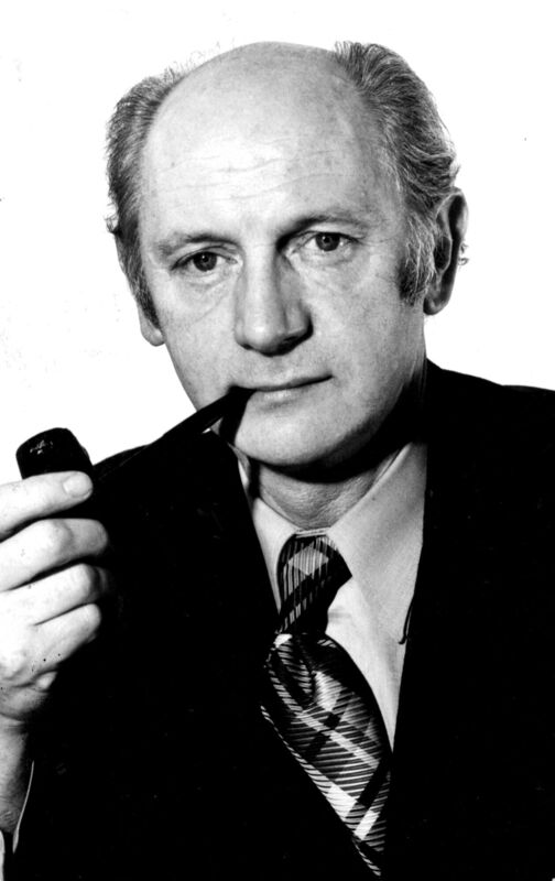 Former Taoiseach Jack Lynch. Former Taoiseach Jack Lynch.