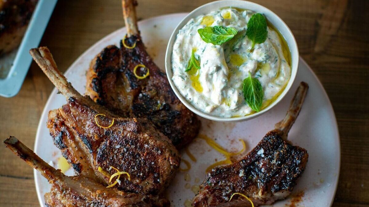 Chargrilled lamb chops with mint and yoghurt