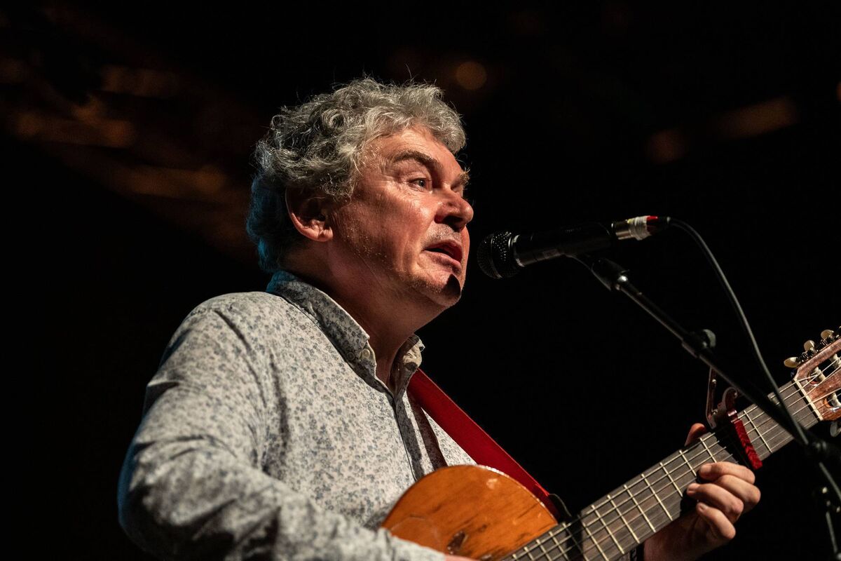 John Spillane (above) and Cónal Creedon hosted a ‘holy hour’ in honour of books, song, and general craic in Callanan's as part of Cork World Book Fest. File picture John Spillane (above) and Cónal Creedon hosted a ‘holy hour’ in honour of books, song, and general craic in Callanan's as part of Cork World Book Fest. File picture