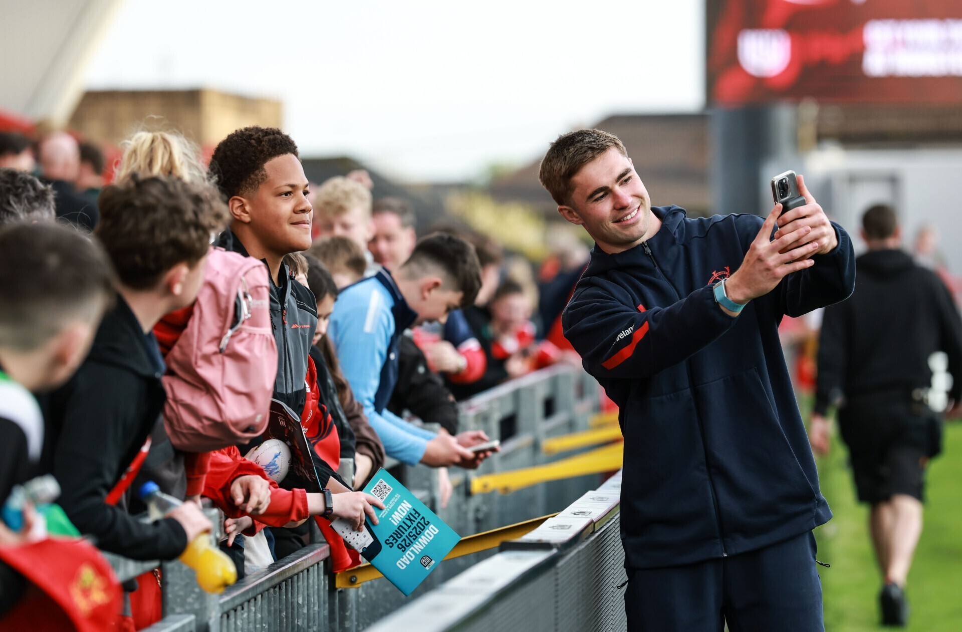 Jack Crowley fighting fit for Munster's crunch Connacht clash