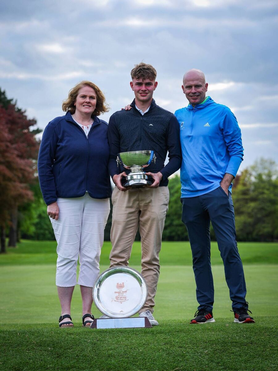 John Doyle with his parents after winning the 2025 Munster Men’s Stroke Play Amateur Open Championship. Pic: ©INPHO/Bryan Keane John Doyle with his parents after winning the 2025 Munster Men’s Stroke Play Amateur Open Championship. Pic: ©INPHO/Bryan Keane