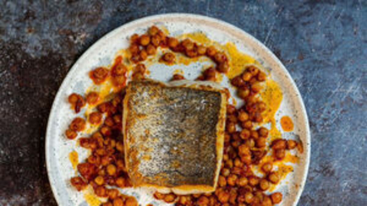 Hake with chickpeas and nduja