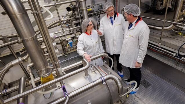 <p>Tirlán director of research and development Michelle Collins with Tirlán chair John Murphy, and agriculture minister Martin Heydon at the announcement of plans for the co-op's €126m whey processing facility in Ballyragget, Kilkenny.  Photo: Dylan Vaughan</p>