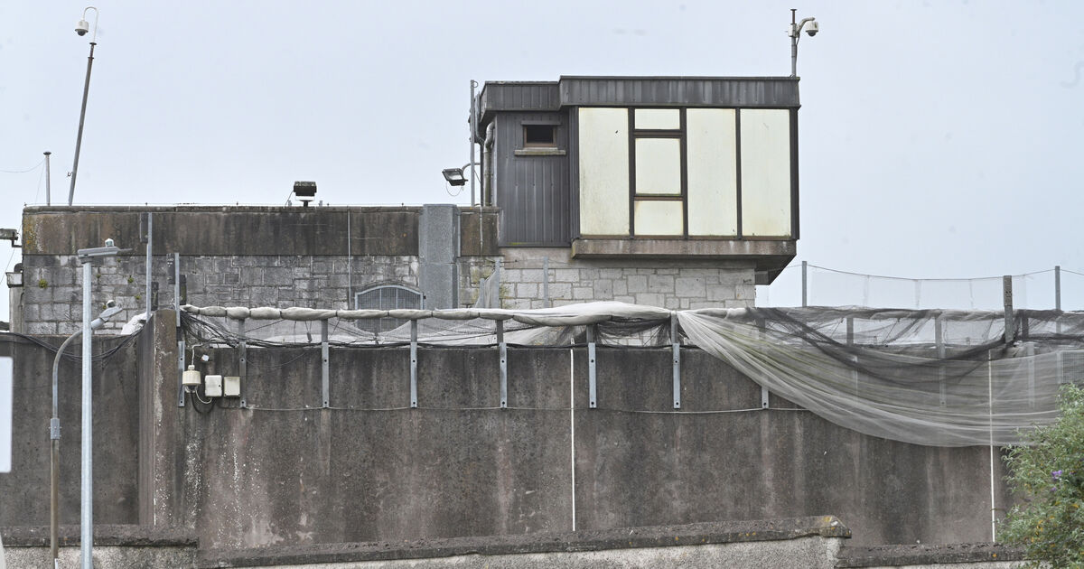 Minister 'hoping and expecting' extension of former Cork prison ...