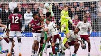 West Ham United v Arsenal - Premier League - London Stadium