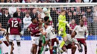 West Ham United v Arsenal - Premier League - London Stadium