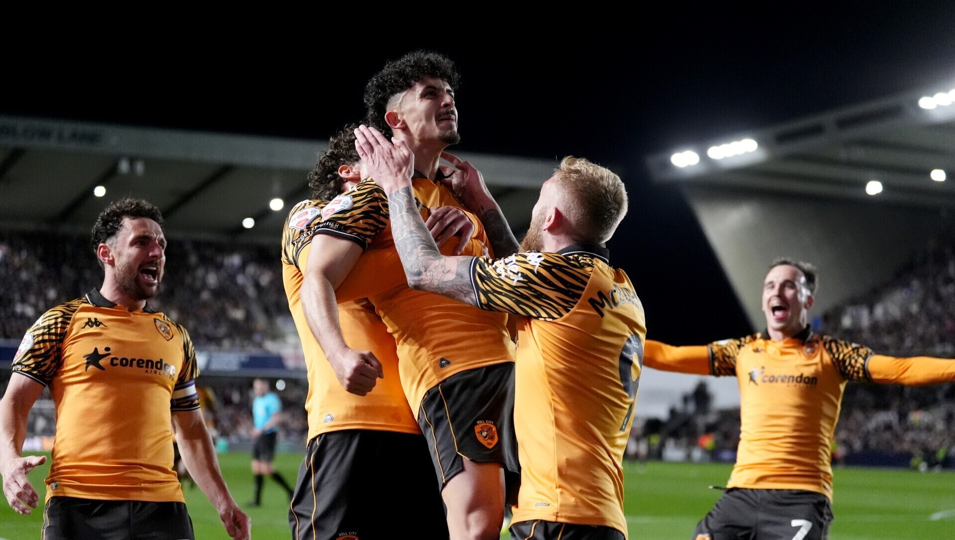 Mohamed Belloumi and Joe Gelhardt send Hull into Championship play-off ...
