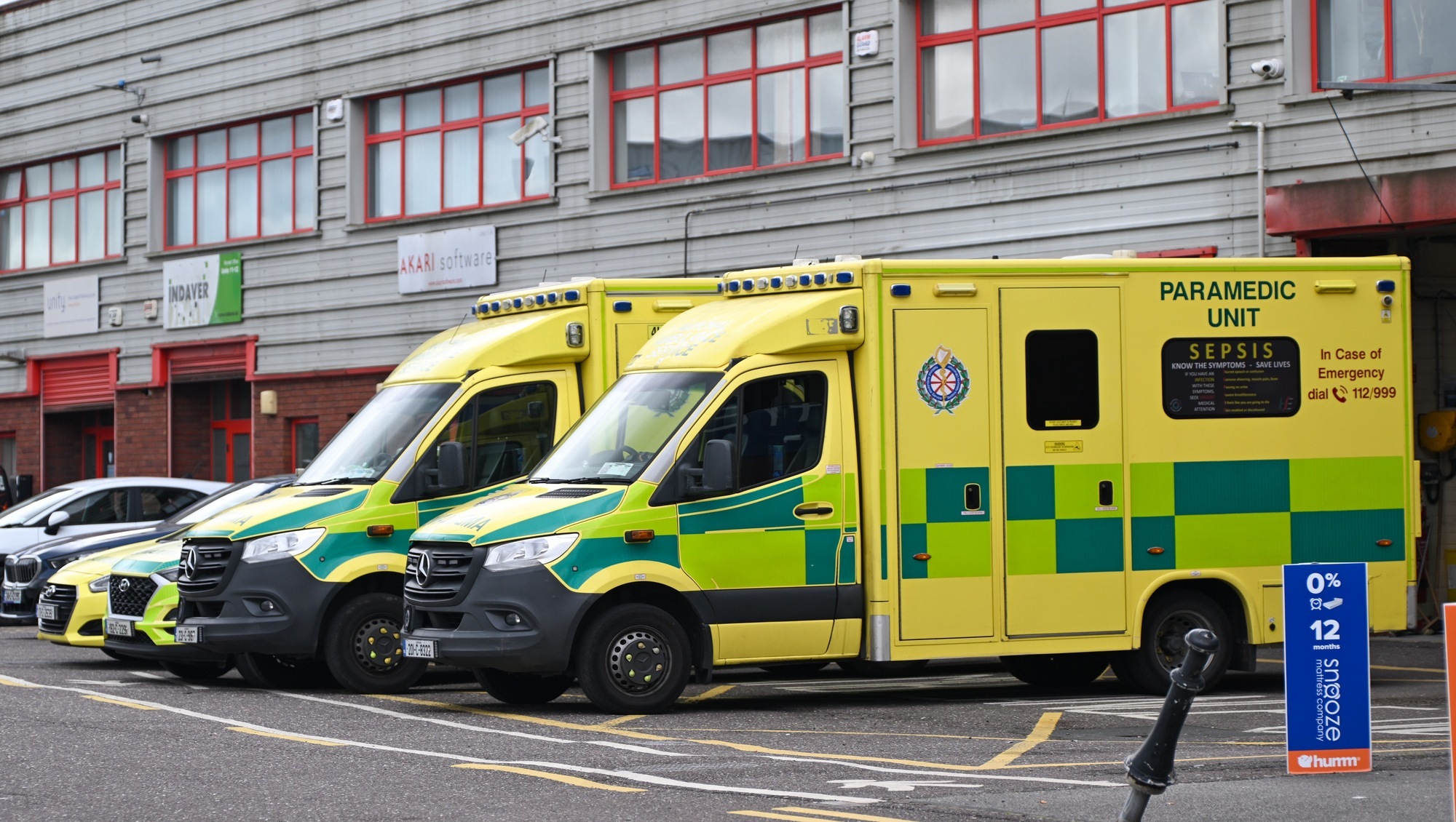 Nationwide ambulance 24-hour strike begins as paramedics demand pay ...