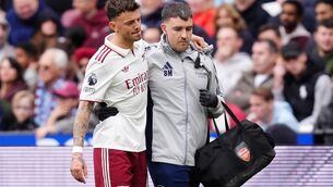 <p>File photo dated 10-05-2026 of Arsenal's Ben White (left), who will not require knee surgery - but remains set to miss England's World Cup campaign.Pic: John Walton/PA Wire.</p>