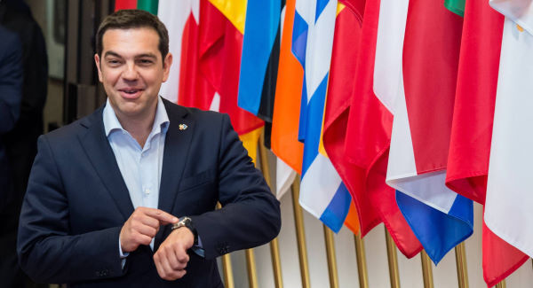 Investors shaken by impasse in Greece's bailout talks