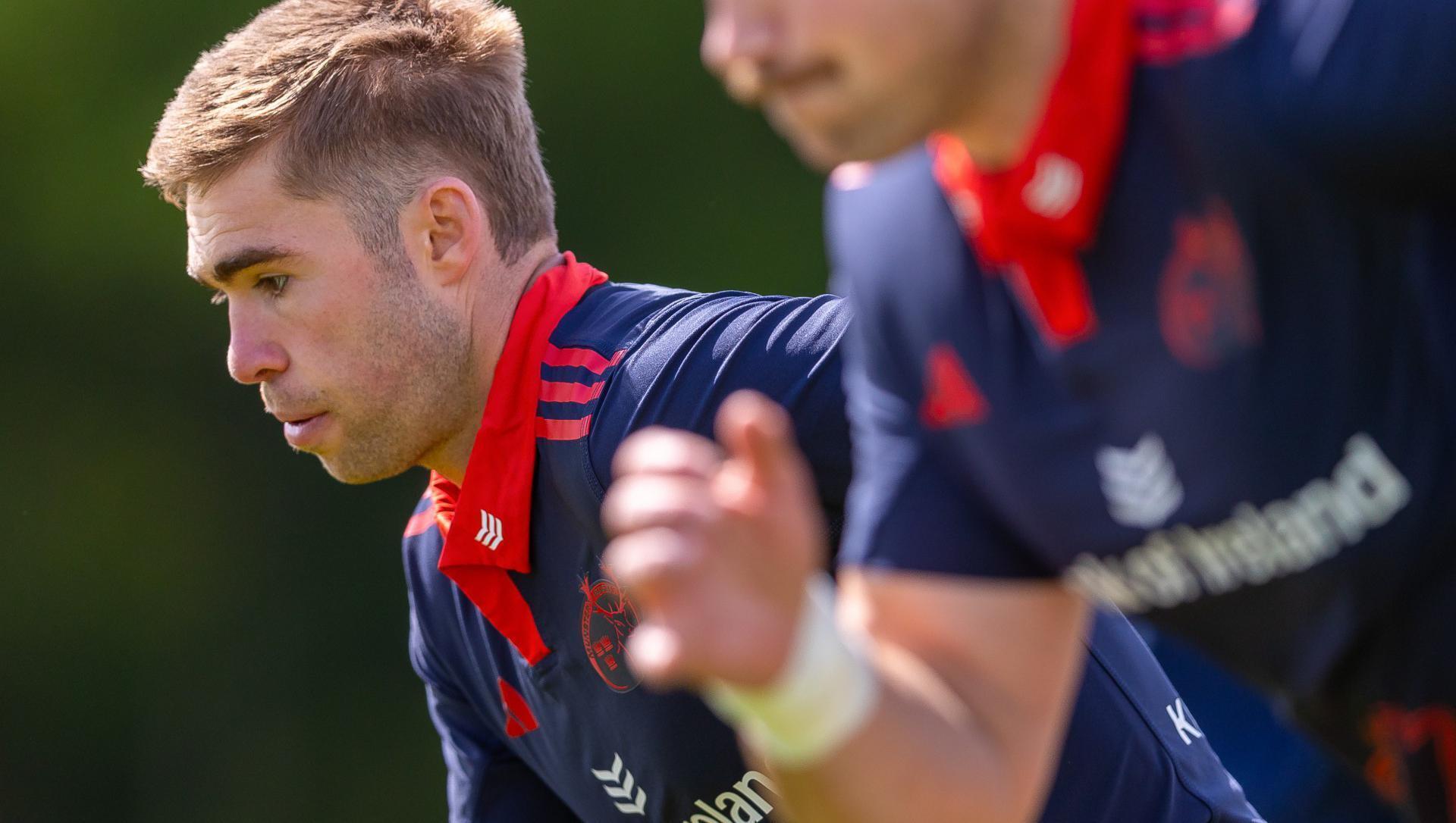 Jack Crowley back at 10 as Munster name team for URC showdown with Lions 