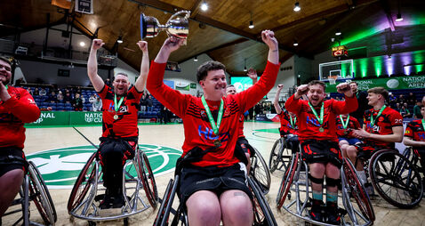 Adam Drummond celebrates with the cup 16/1/2026