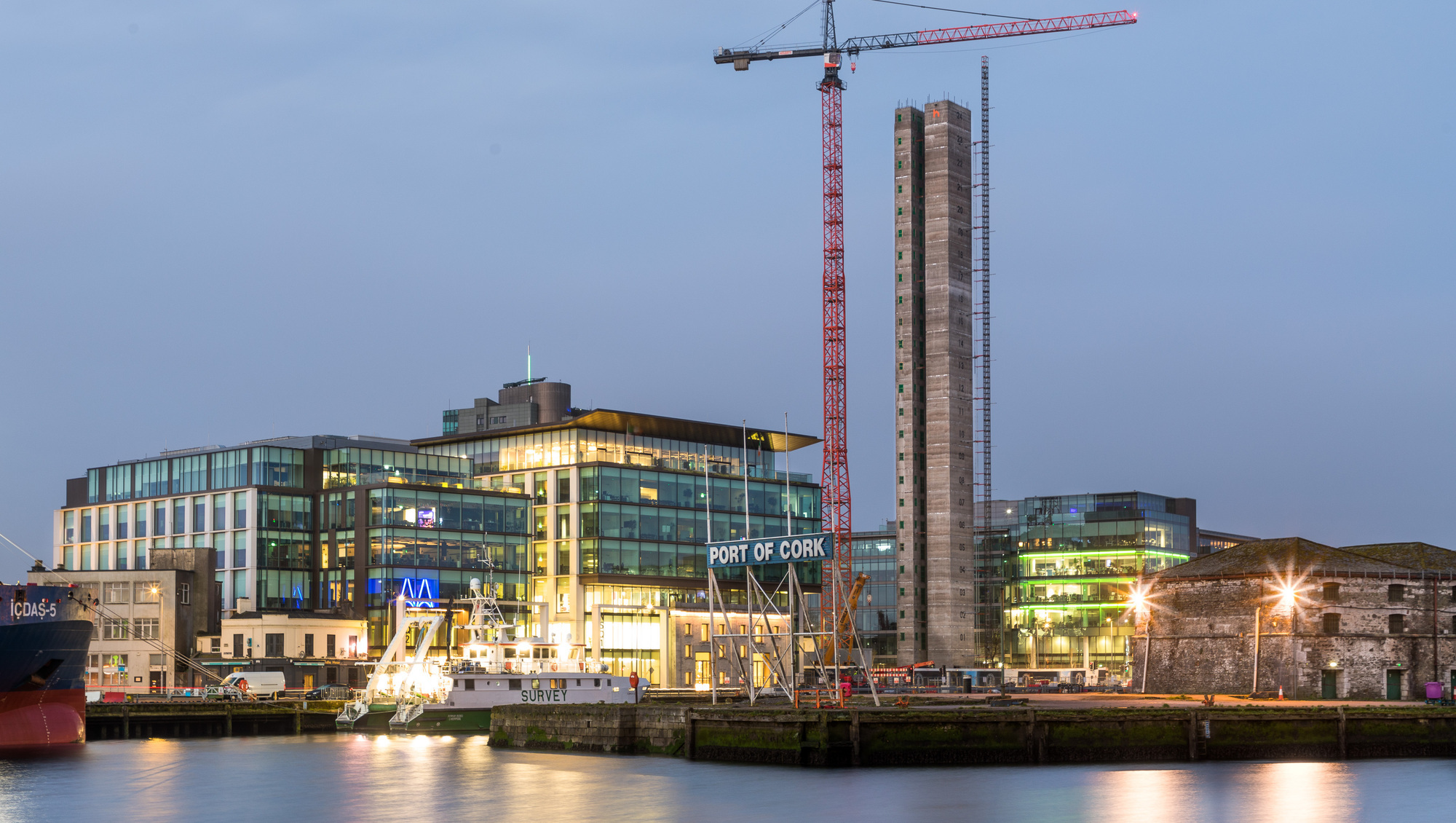  Cork City, Cork, Ireland. 07th April, 2026. A view of the new Railyard building, with the lift and stair core rising on the site of the former Sextant Bar in Cork. Once complete, the Railyard will stand 85.5 metres tall, becoming the tallest residential building in Ireland. - Picture: David Creedon