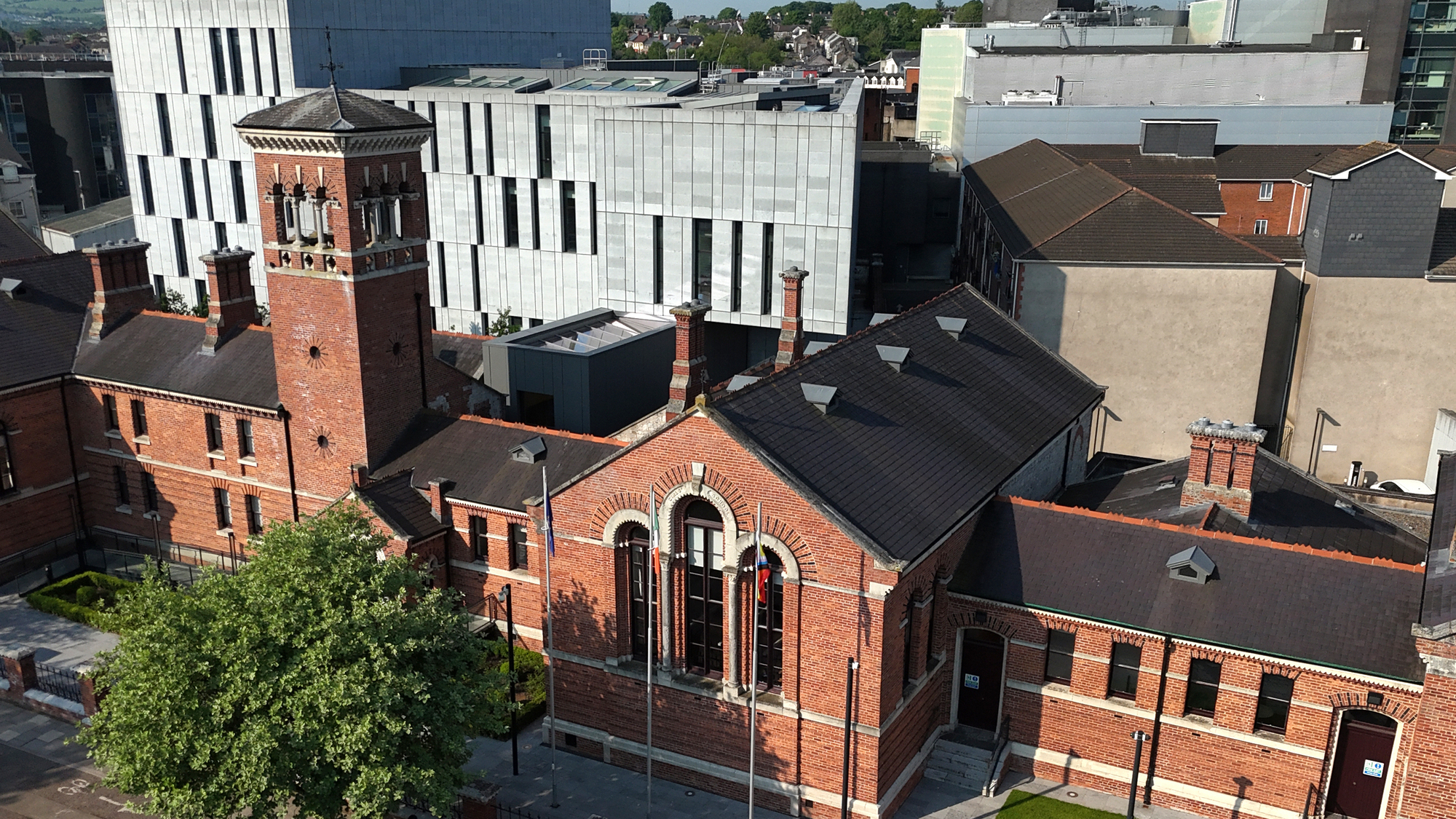 Cork man accused of pouring kettle of boiling water over woman and stabbing her partner with scissors